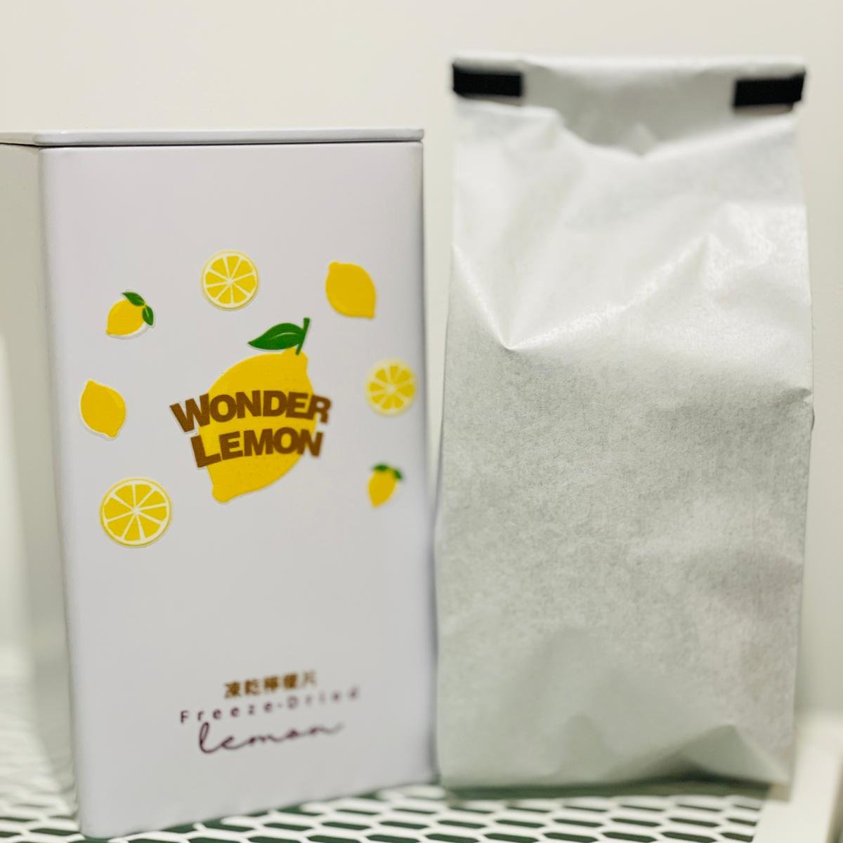 Freeze-Dried Lemon + Kore Manuka Honey MGO60+ -Tin Box